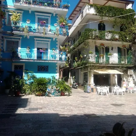Vacanza Taormina Mare Mazzeo Exterior photo